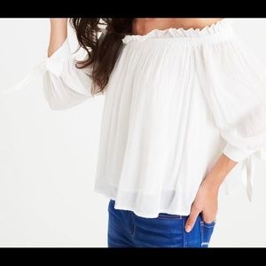 American Eagle off the shoulder top